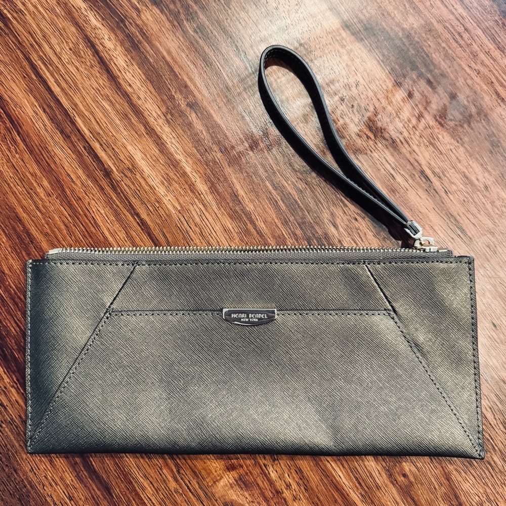 Henri Bendel Shimmery Bronze Wallet Wristlet Clutch Purse Like New